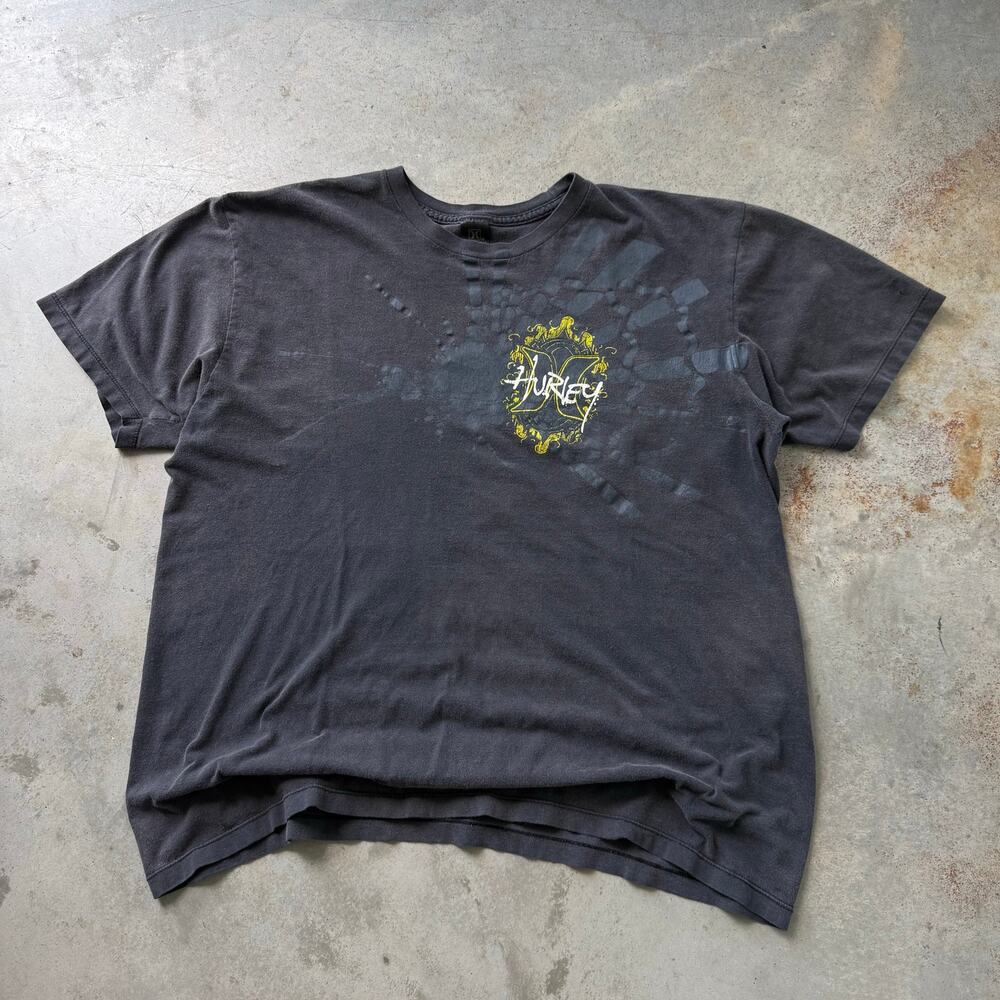 Vintage Y2K Hurley Surf Grunge Alt Skater Retro Graphic T-shirt Size Large